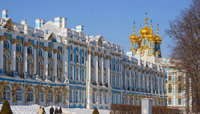 Cung điện mùa đông Saint Petersburg ở Nga có kiến trúc Baroque độc đáo